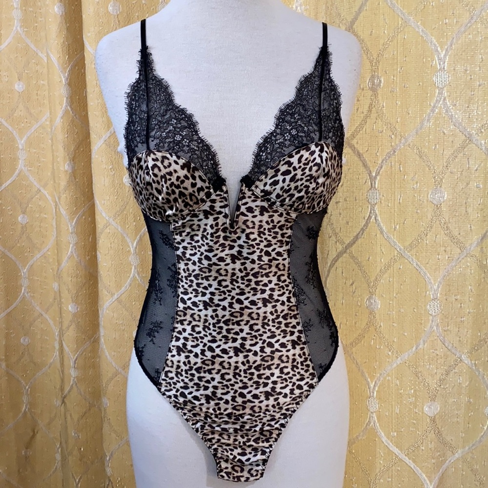 Victoria’s Secret lingerie thong bodysuit sz S